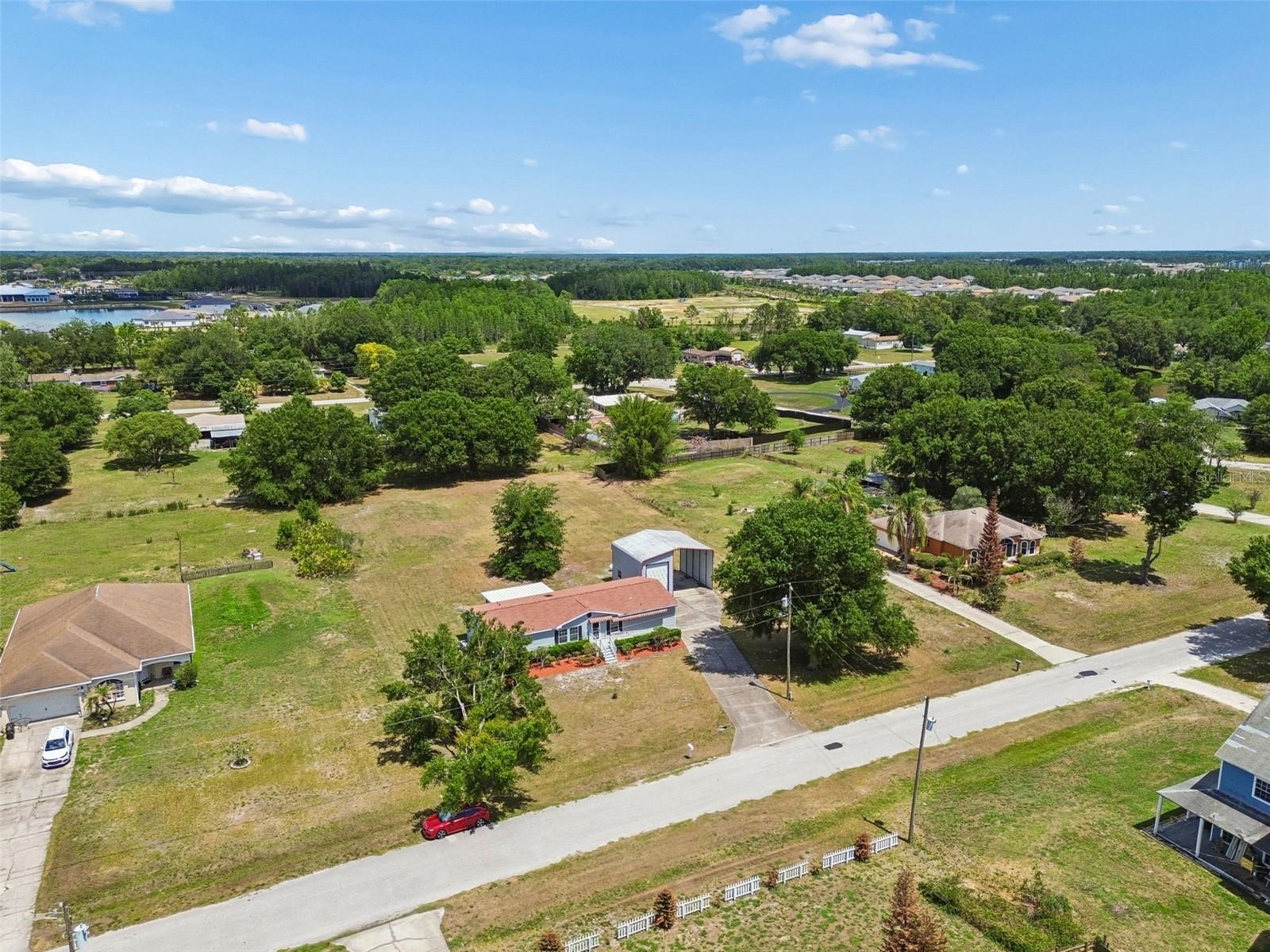 FOX RIDGE - Residential