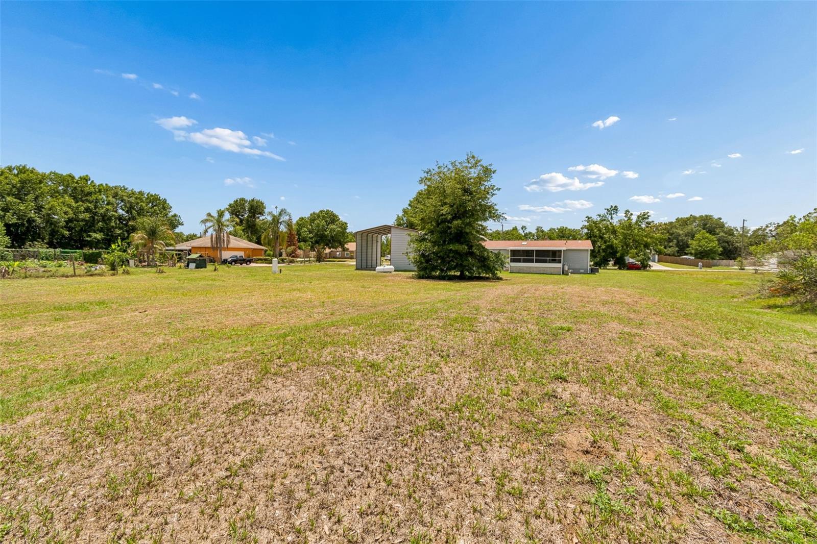 FOX RIDGE - Residential