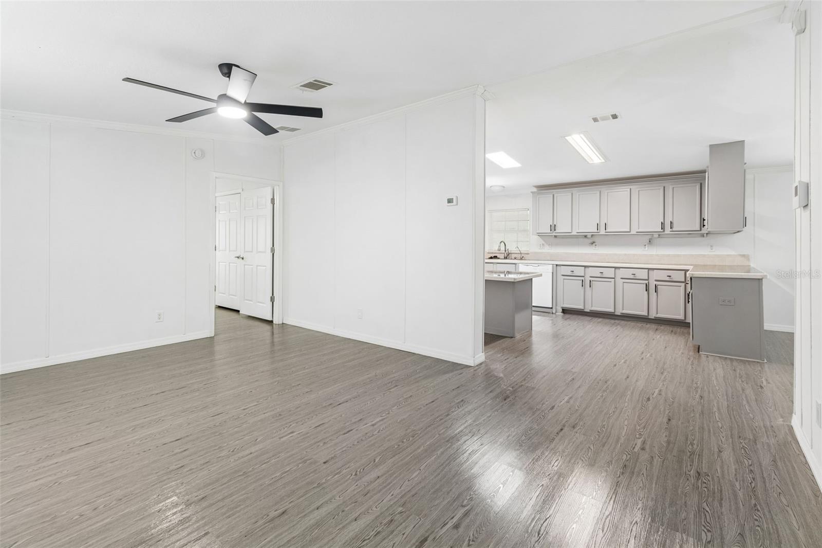 FOX RIDGE - Residential
