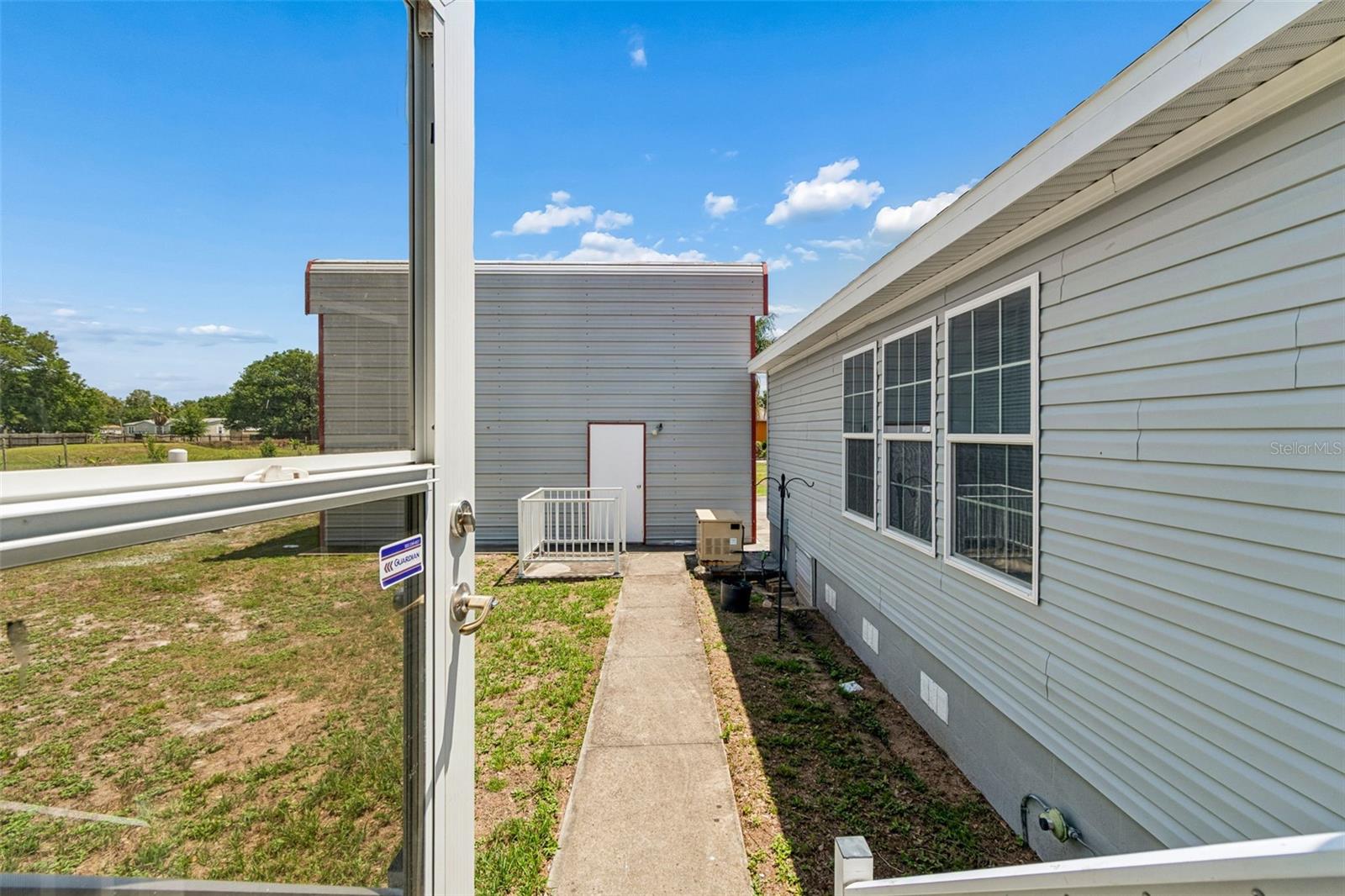 FOX RIDGE - Residential