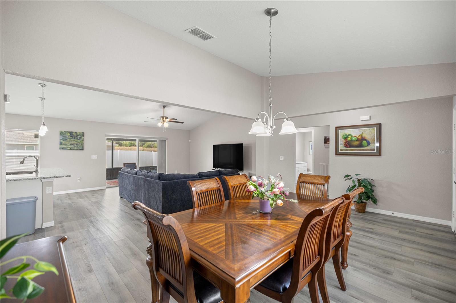 SILVER SPGS SHORES UN #33 - Residential