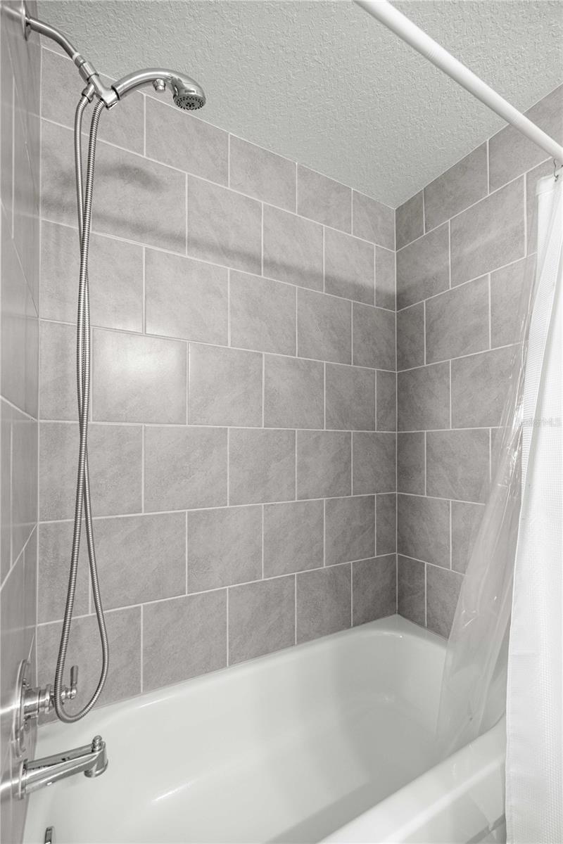 SILVER SPGS SHORES UN #33 - Residential