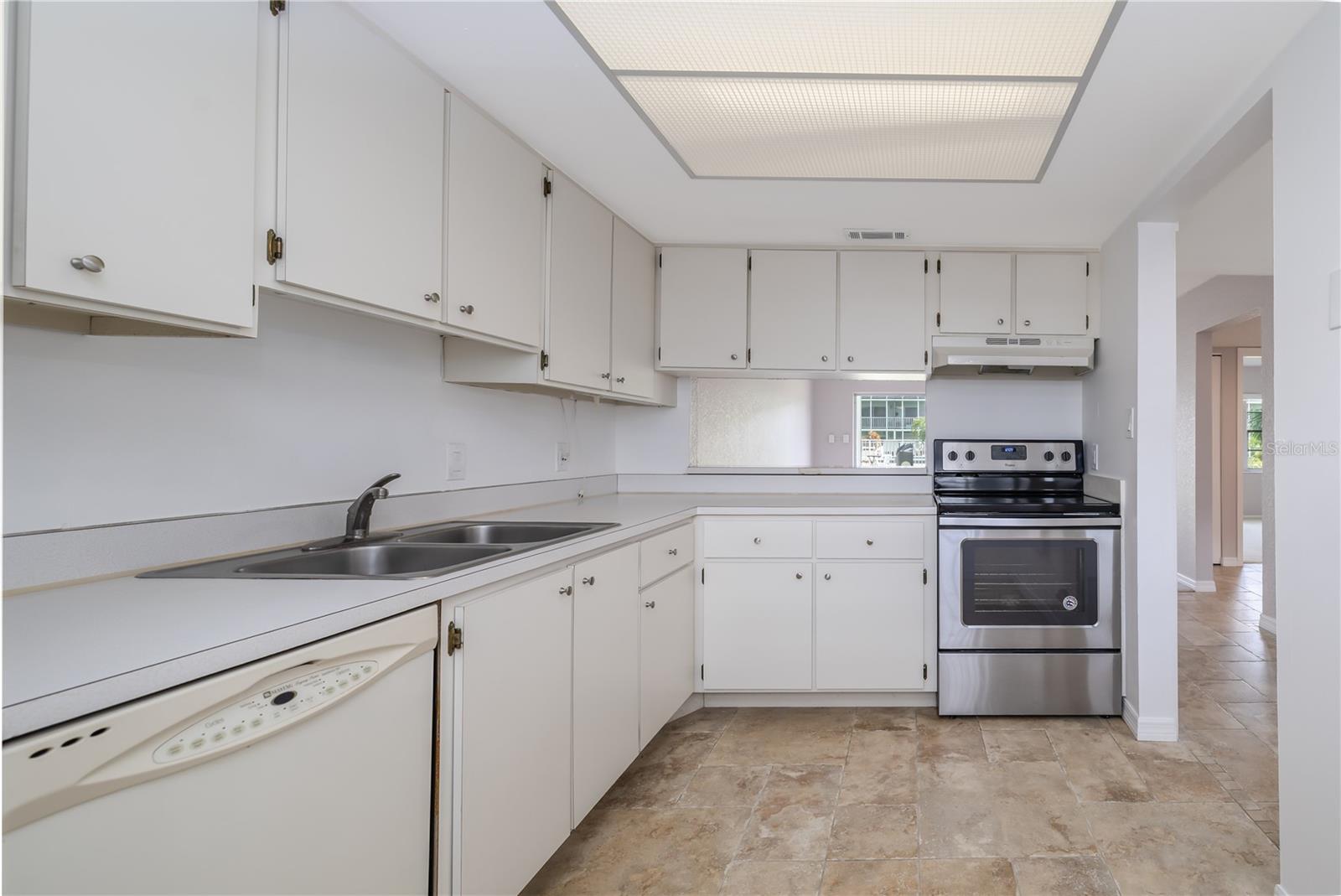 325 N CAUSEWAY D103