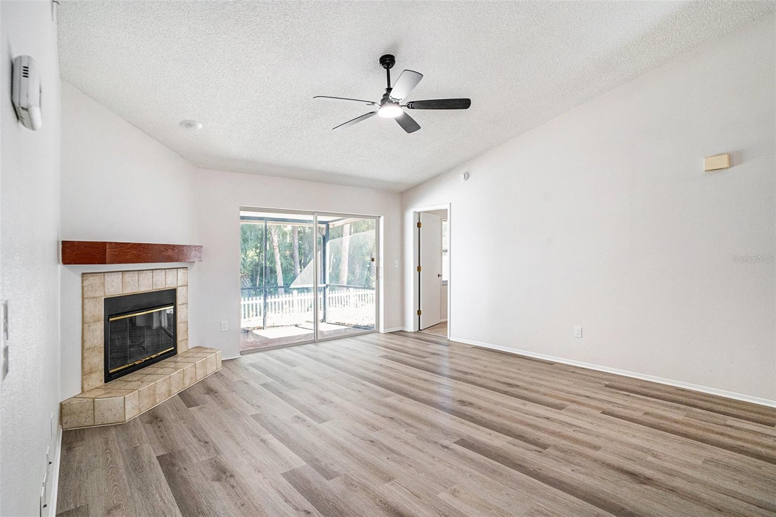 COUNTRYWAY PRCL B TR 4 - Residential