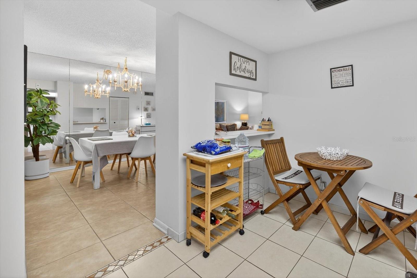 6051 SUN BOULEVARD 403