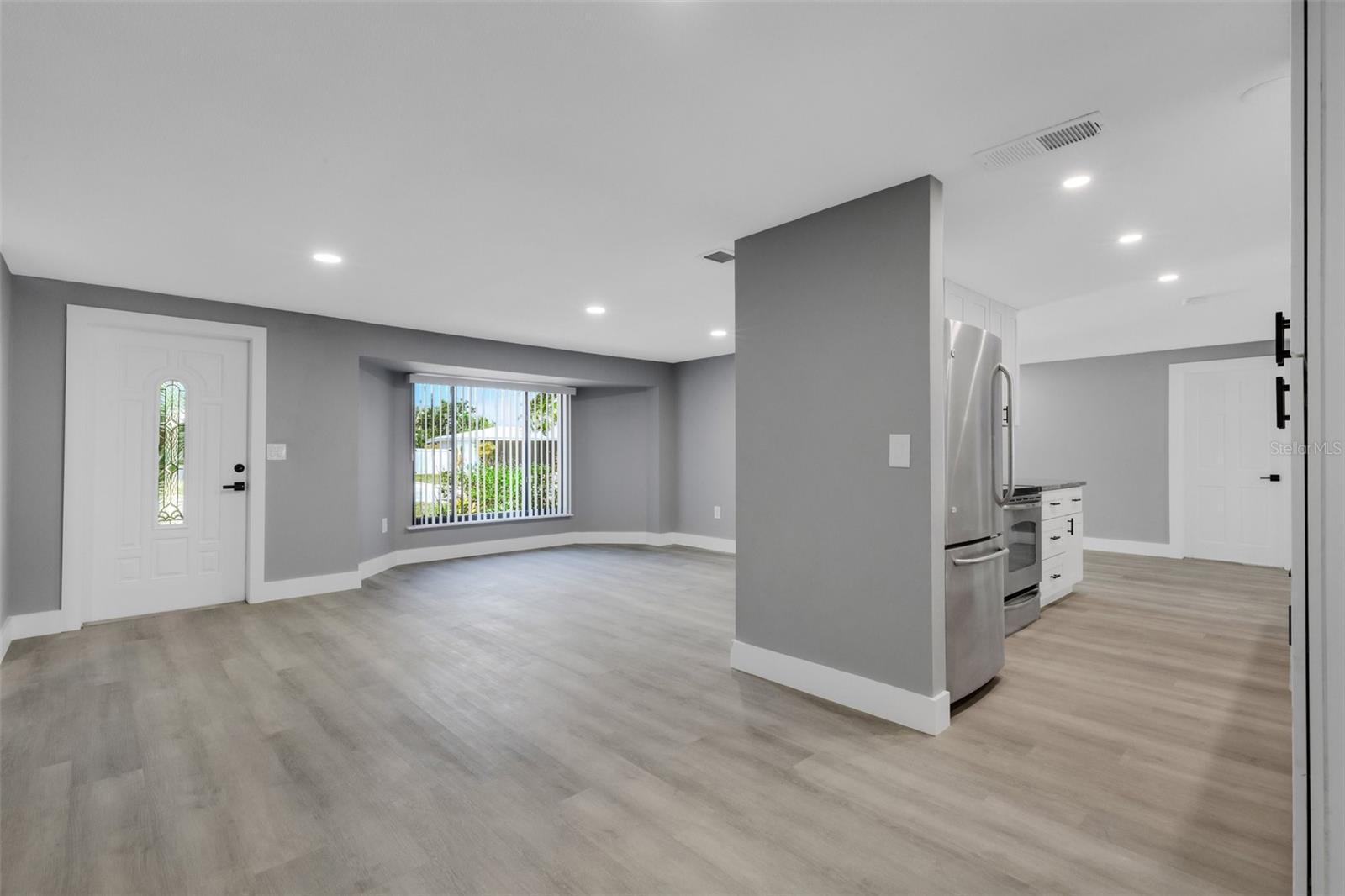 SOUTH GATE RIDGE 05 - Residential Lease