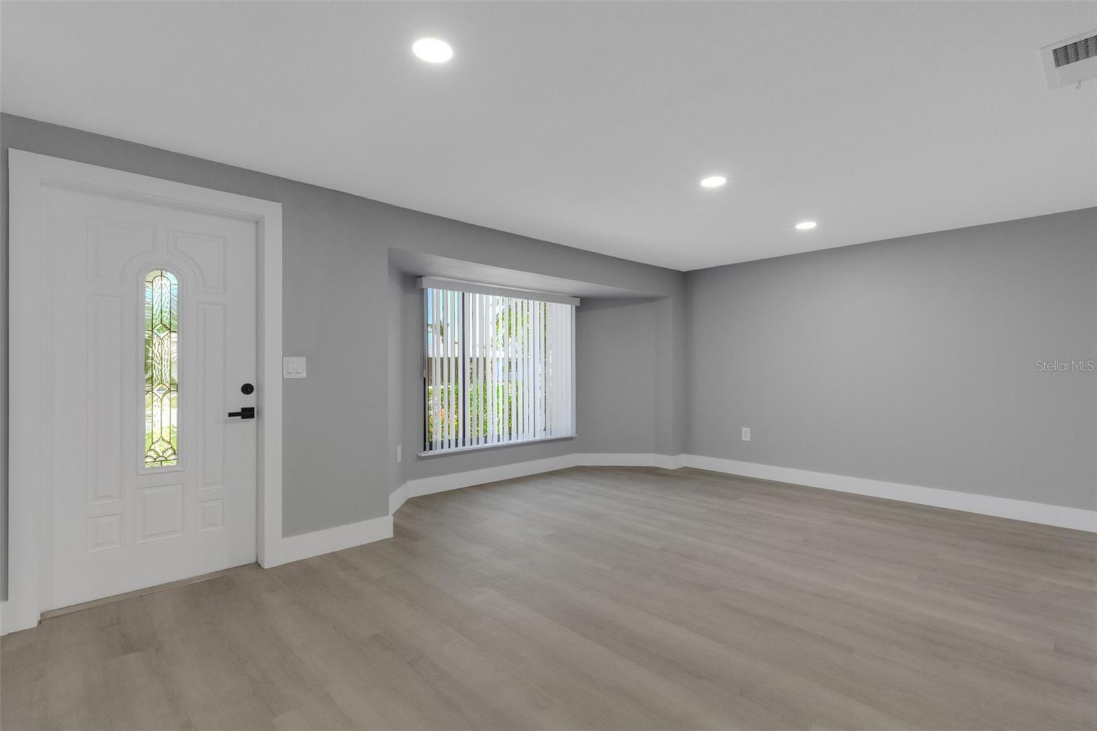 SOUTH GATE RIDGE 05 - Residential Lease