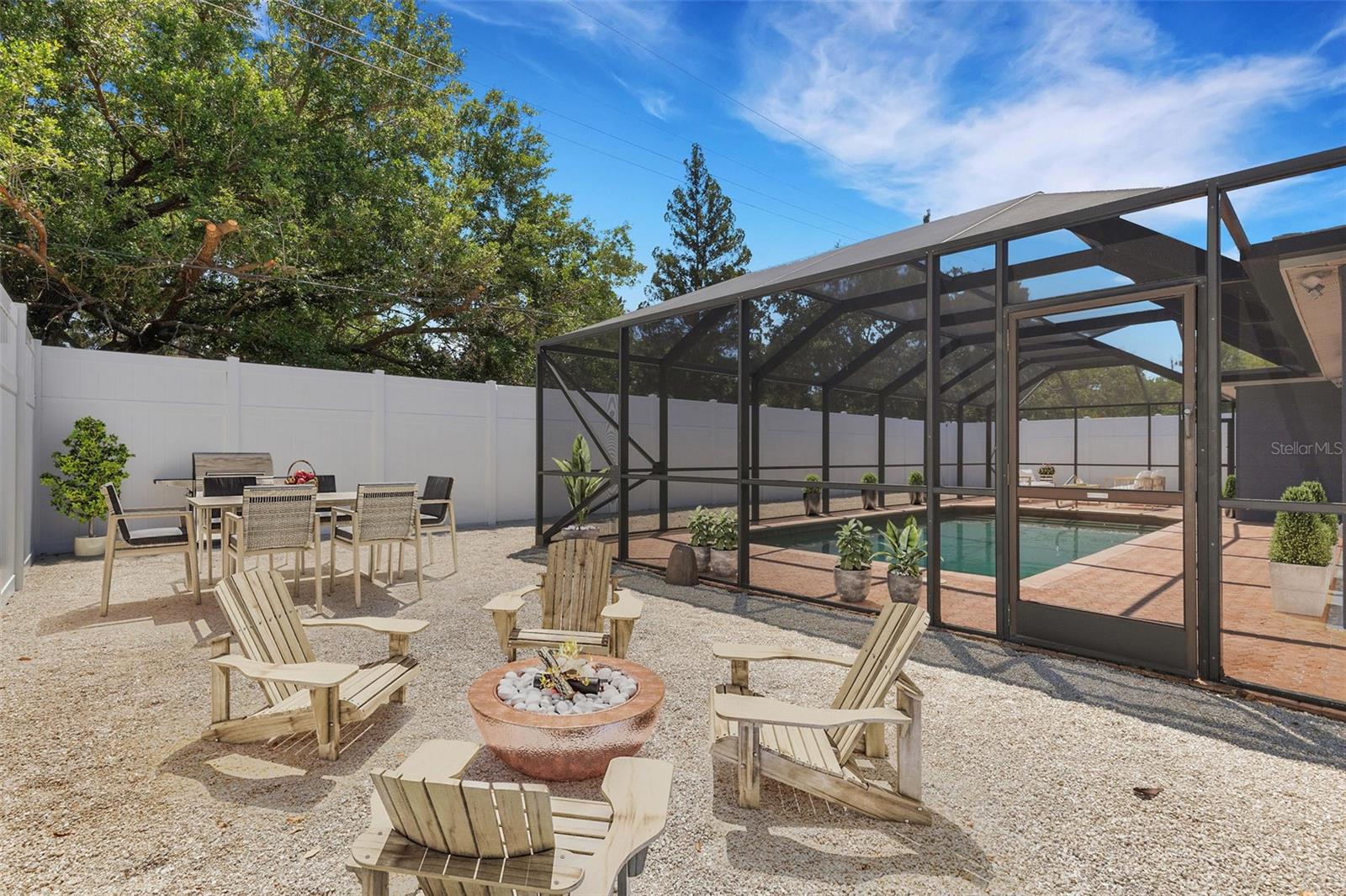 SOUTH GATE RIDGE 05 - Residential Lease