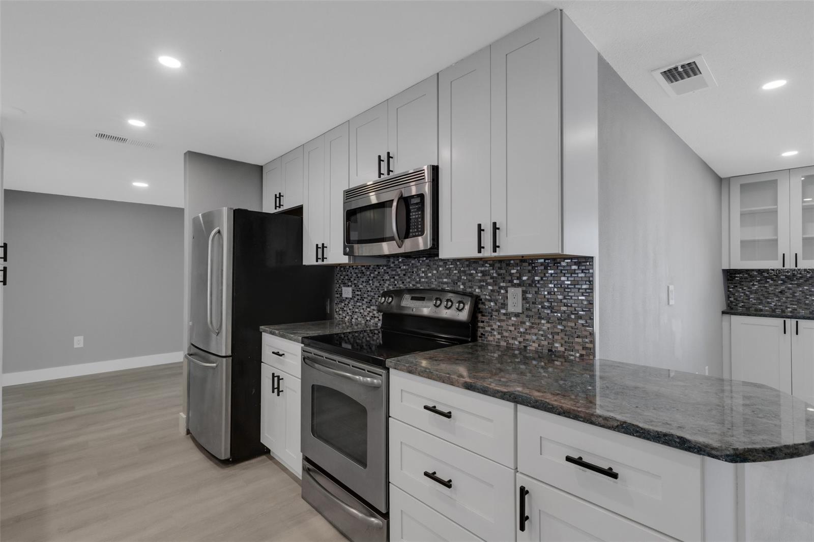 SOUTH GATE RIDGE 05 - Residential Lease