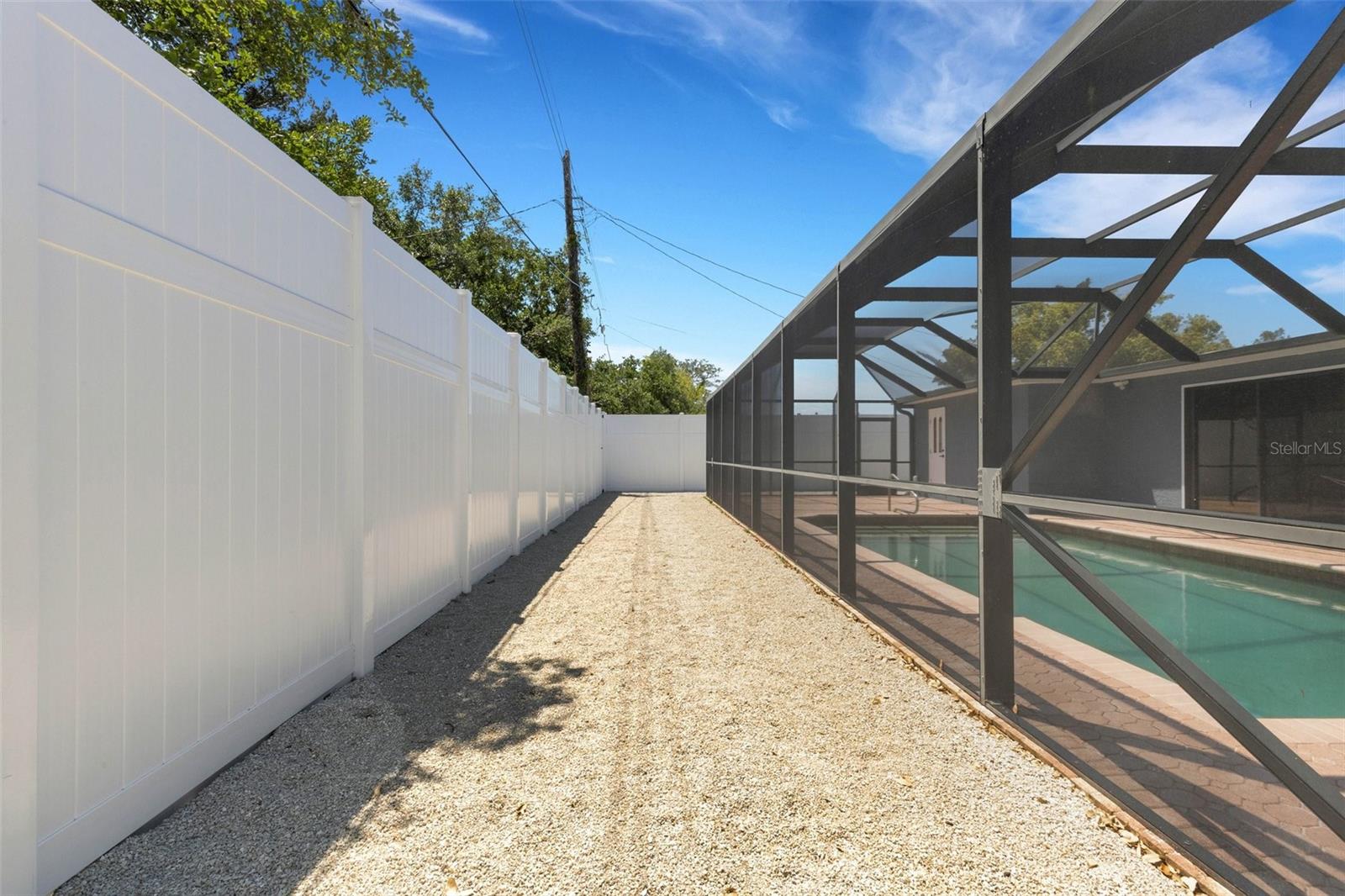 SOUTH GATE RIDGE 05 - Residential Lease