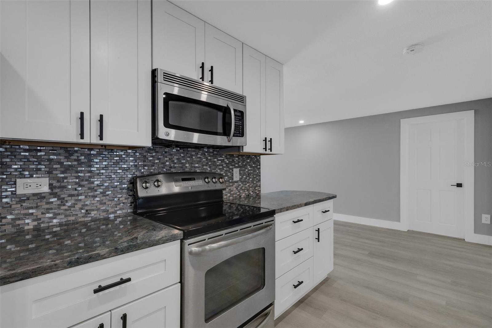 SOUTH GATE RIDGE 05 - Residential Lease