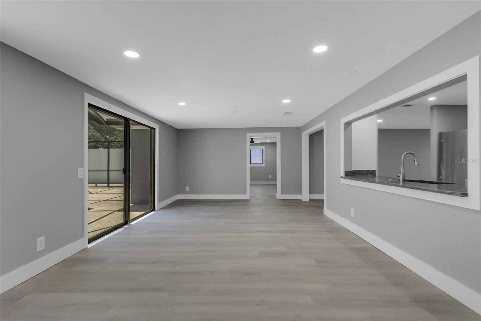 SOUTH GATE RIDGE 05 - Residential Lease