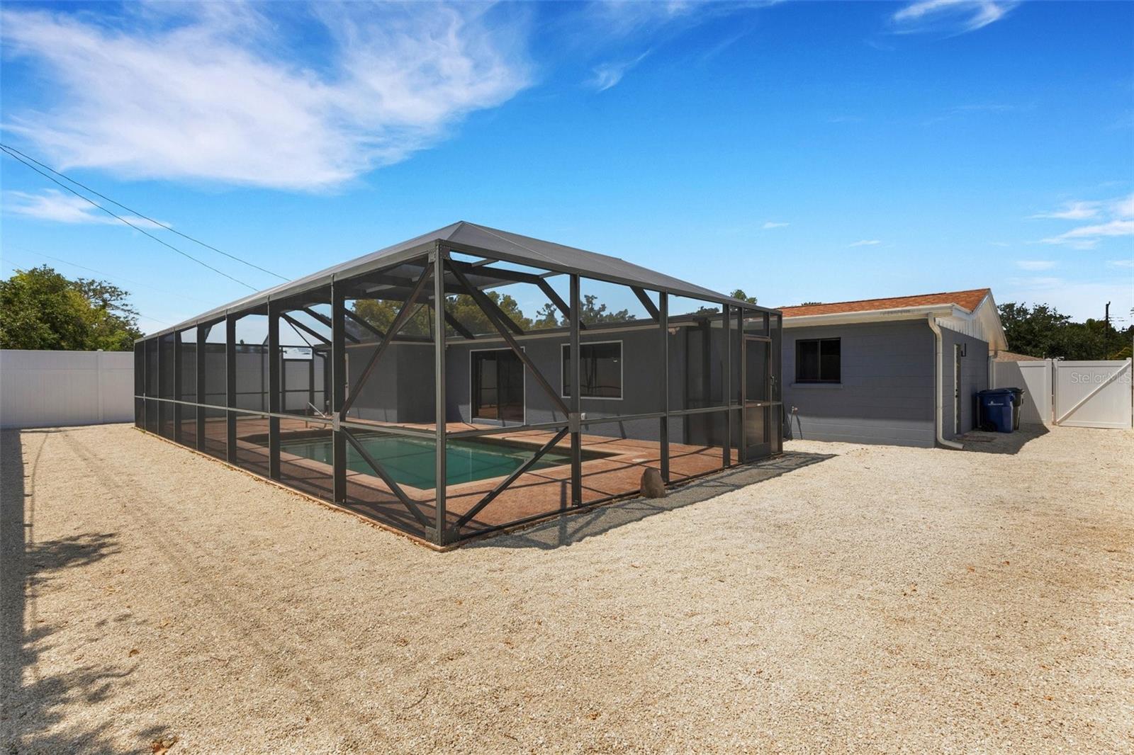 SOUTH GATE RIDGE 05 - Residential Lease