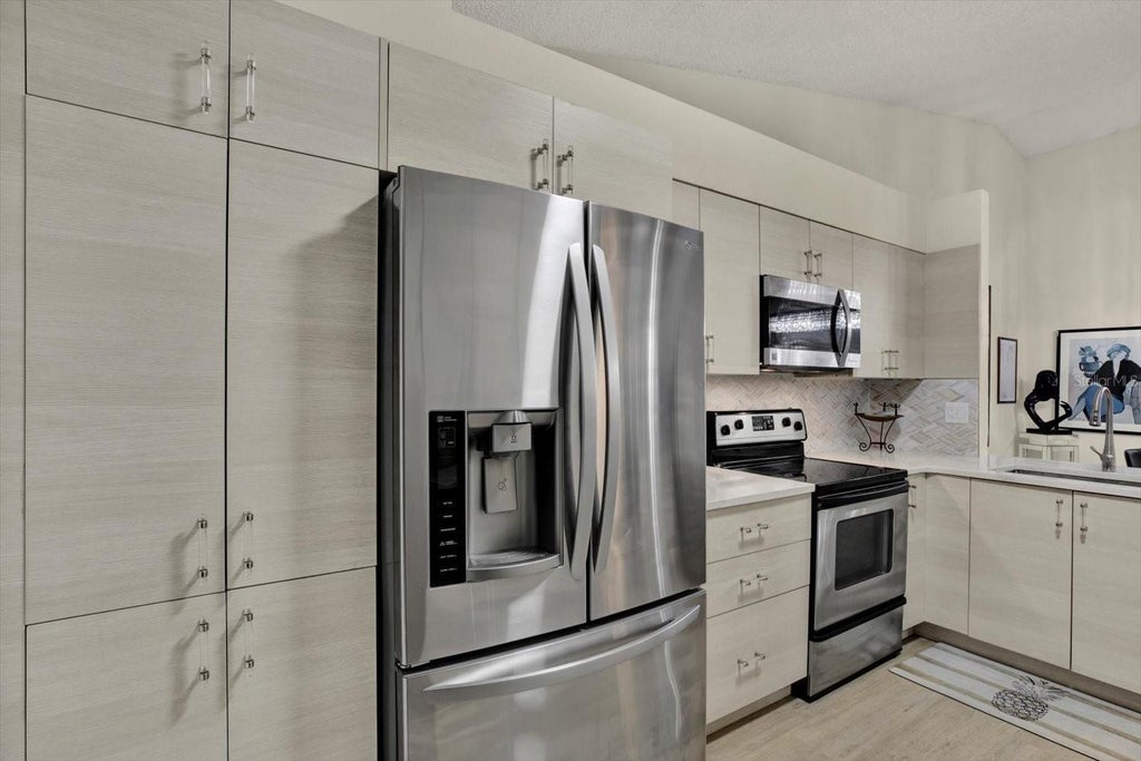 Photo of 3433 Hillmoor Drive, Palm Harbor, FL 34685 (MLS # TB8558637)
