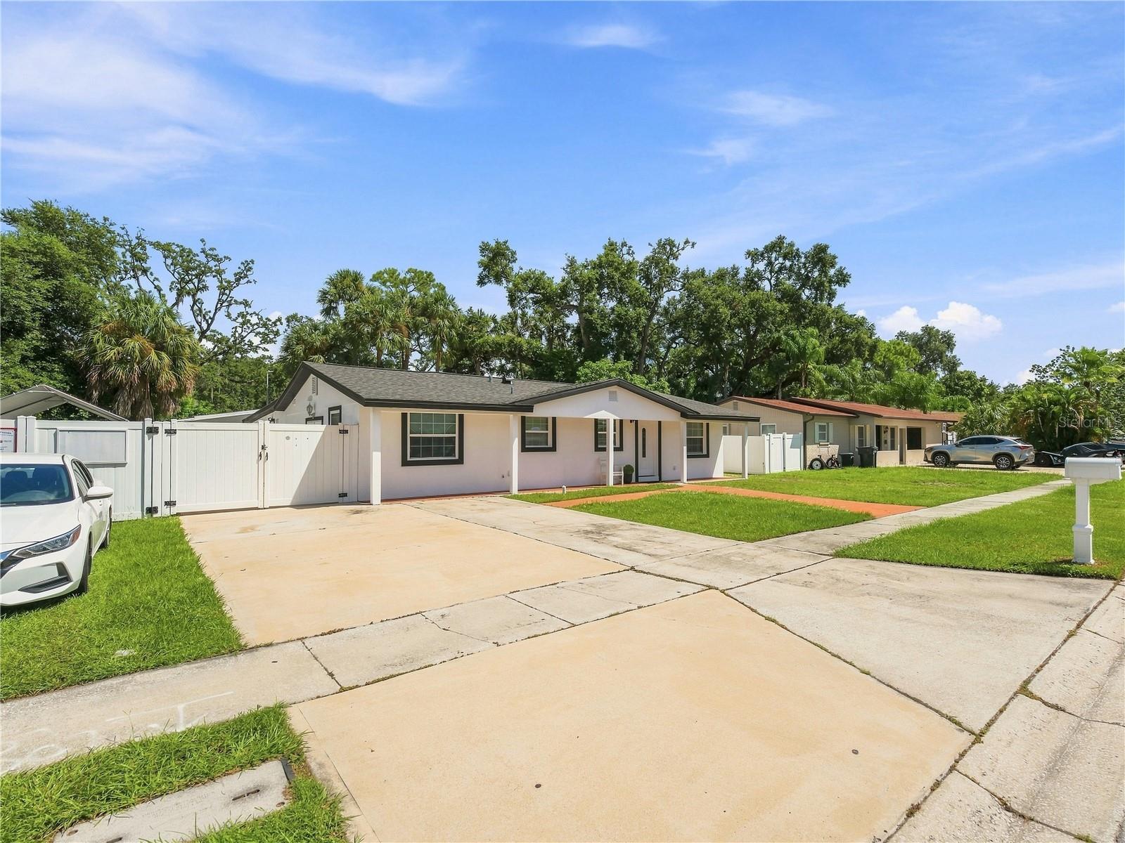 6529 LA MESA CIRCLE