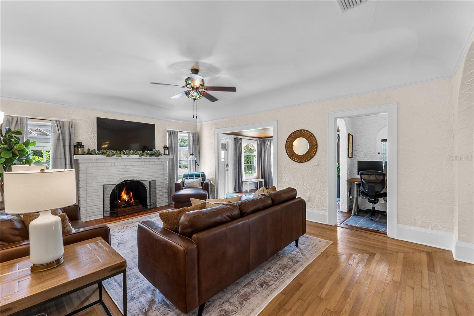 KENILWORTH PARK - Residential