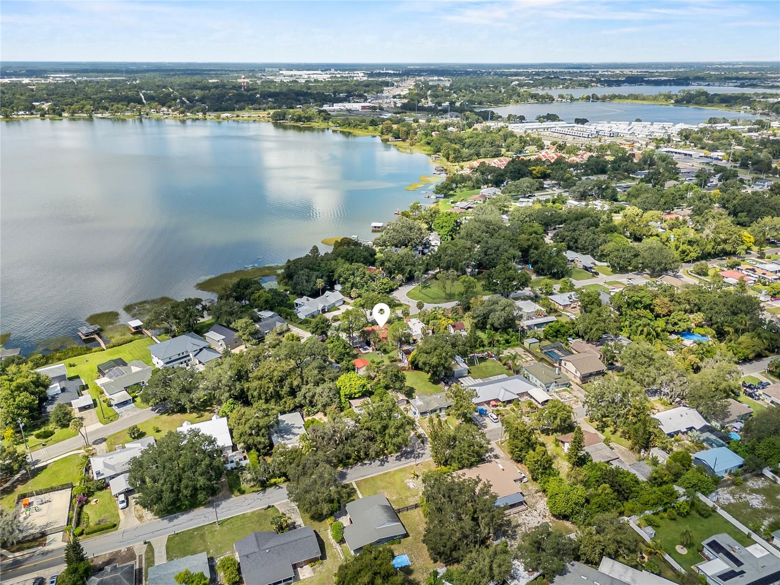 KENILWORTH PARK - Residential