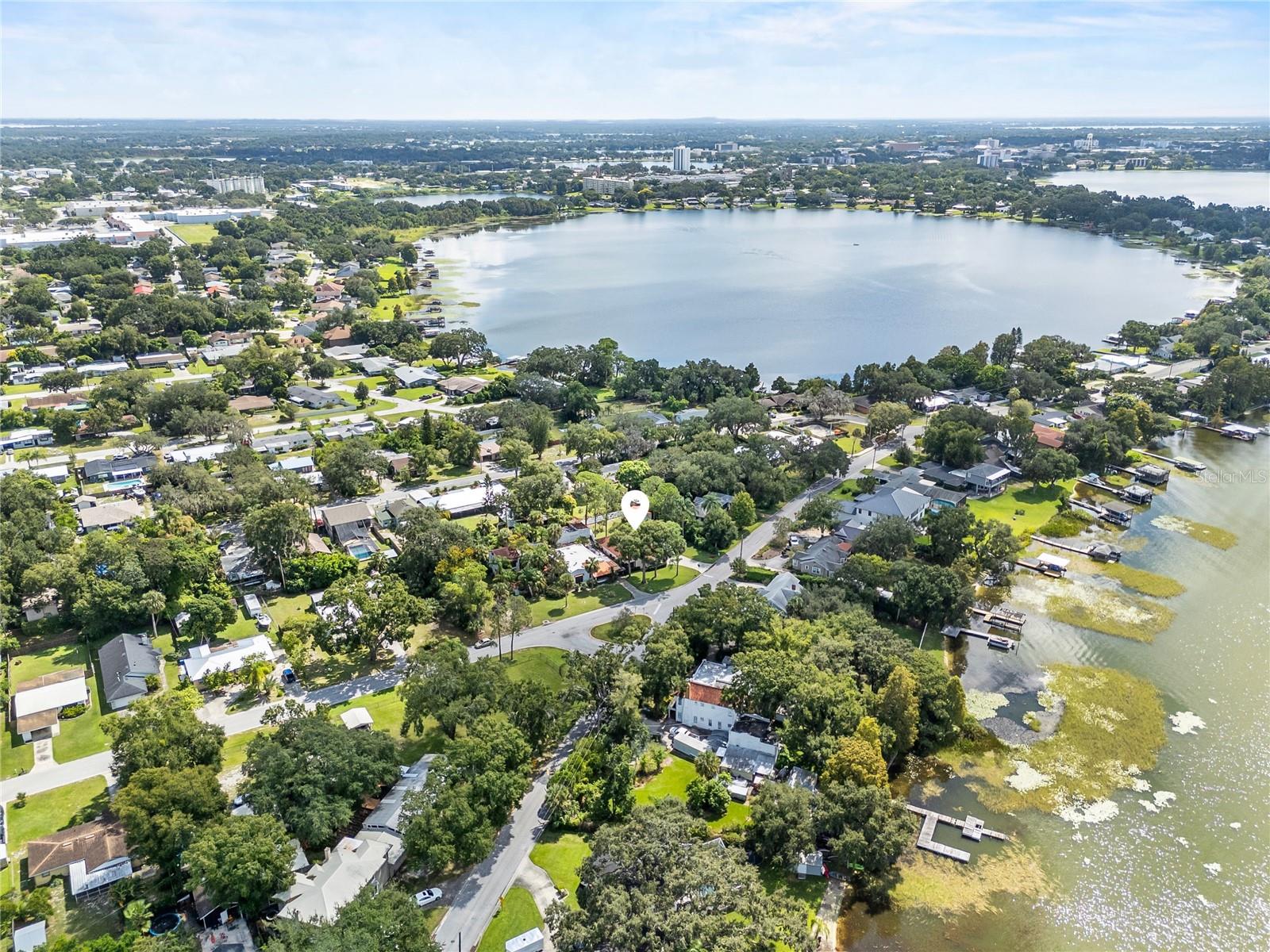 KENILWORTH PARK - Residential