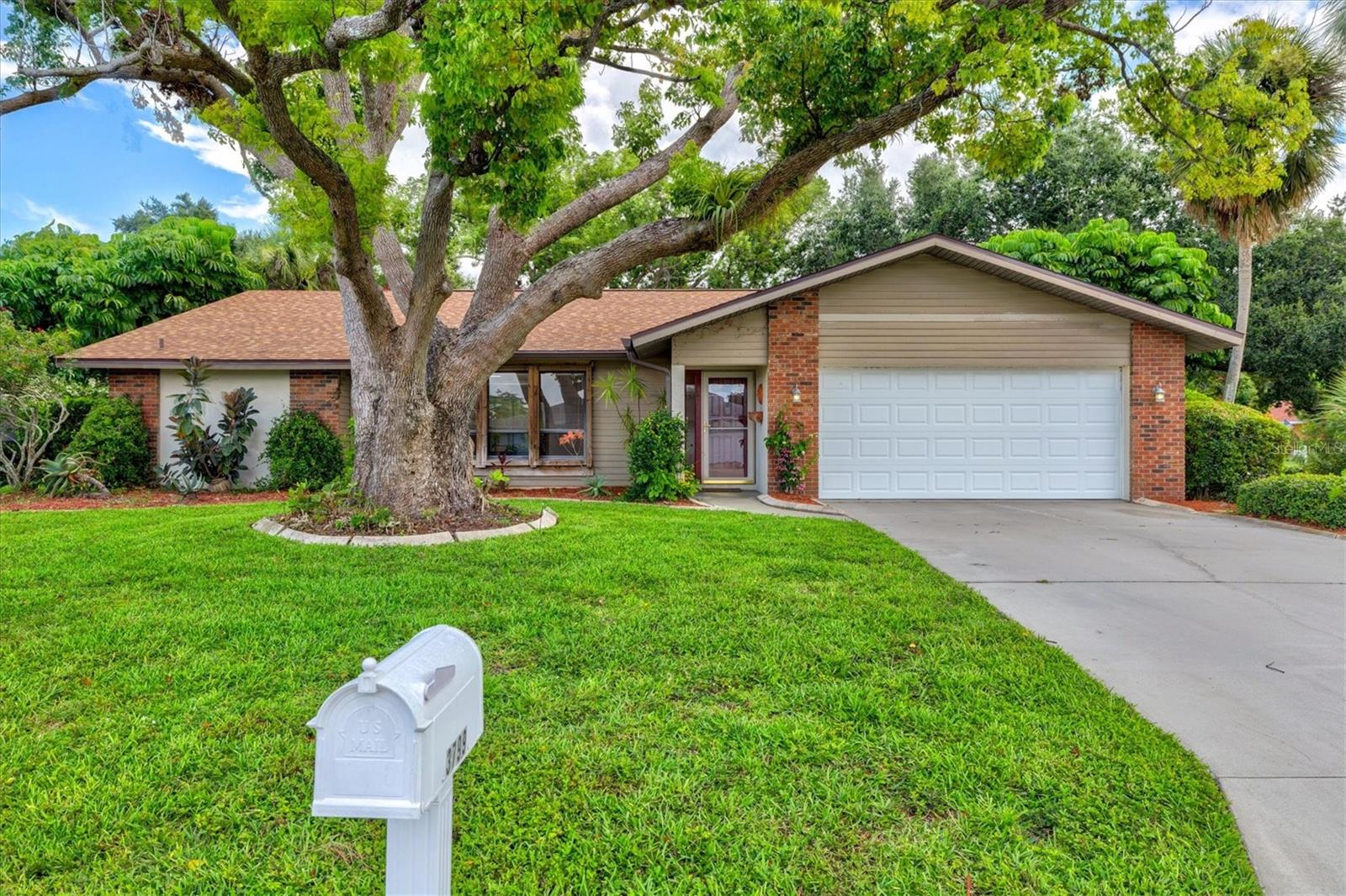 Lovely Home in Beneva Pines – Sarasota’s Best Kept Secret!
Welcome to Beneva Pines, a hidden gem of a deed-restricted community with just 61 homes. This charming 3-bedroom, 2-bath split floor plan home offers 1,992 sq ft of living space on a spacious 12,529 sq ft corner lot—right in the heart of the neighborhood. Recent upgrades include a new neutral paint through the home and a new roof! Step inside and immediately feel the warmth and happiness that fills this home. The open-concept layout is perfect for entertaining, with a central kitchen that flows into a cozy breakfast nook and family room featuring soaring cathedral ceilings. The newly installed roof adds peace of mind for years to come. All of the bedrooms have walk in closets.
Out back, enjoy a tranquil Italian-style brick patio and pergola—a beautiful setting for gatherings or a quiet evening. The oversized lanai is truly a retreat: peaceful, serene, and perfect for Florida living.
Additional highlights include:
• Split bedroom layout for privacy
• Large 2-car garage with extra storage space
• Spacious laundry room with deep sink, shelving, and dual access from kitchen or lanai
• Irrigation system on a deep-water well
• Low annual HOA fee of just $350
• Located in the highly rated Riverview School District v
• Just minutes to Siesta Key Beach (#1 Beach in the USA), shopping, dining, golf, and more!
With nearly 1/3 of an acre, this property offers ample room for gardening or landscaping. This home is not just well-built—it’s joyful. Come see why it should be first on your list!