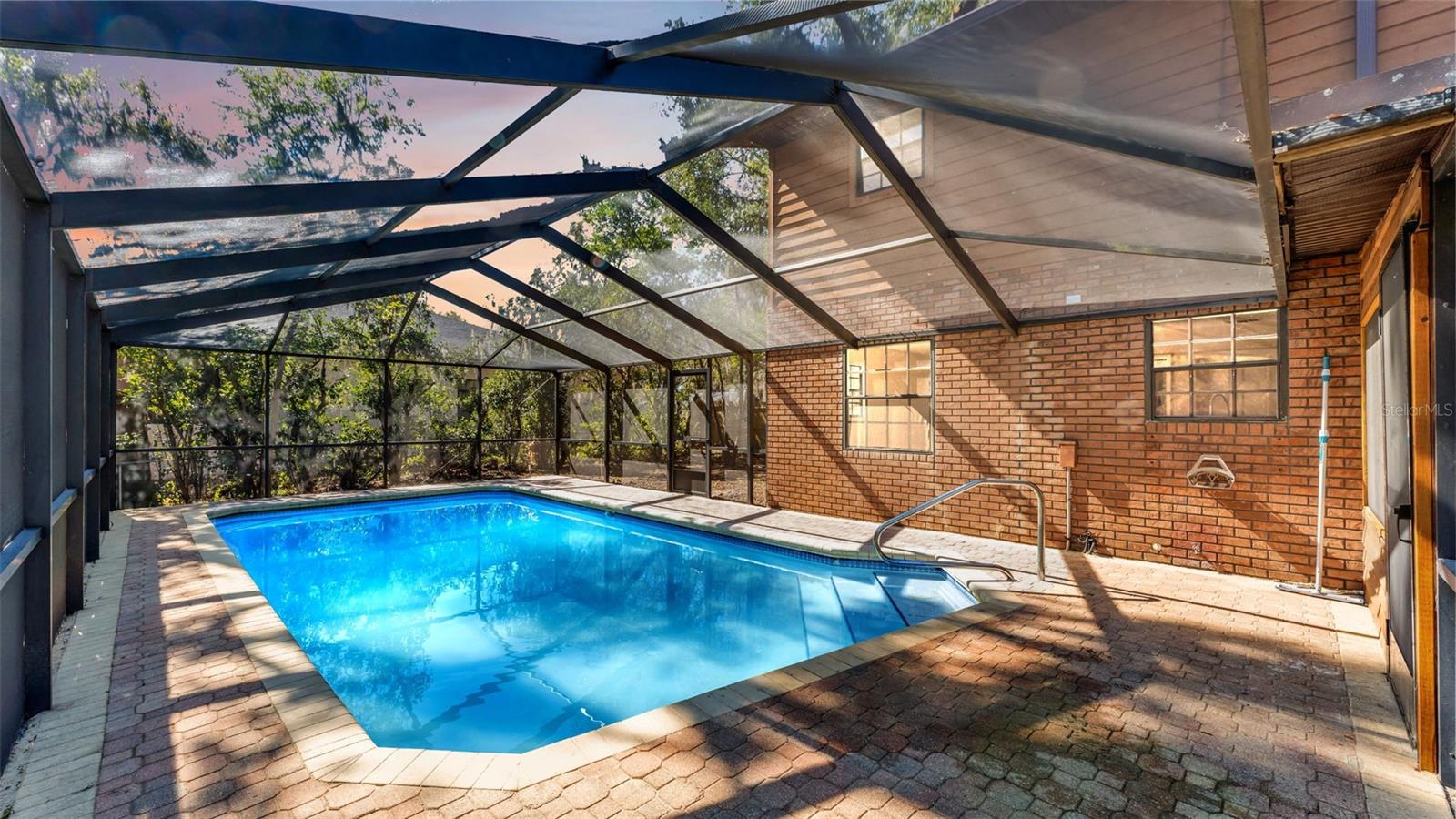 6572 FORESTWOOD DRIVE W