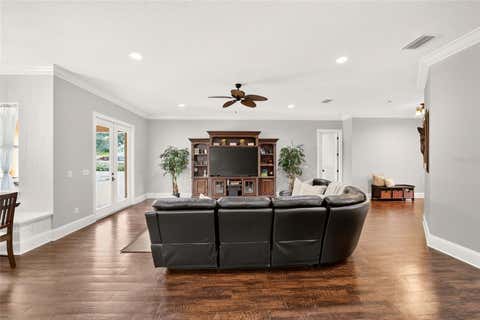 Tiny photo for 11050 SE 37th Avenue Road, Belleview, FL 34420 (MLS # OM729598)