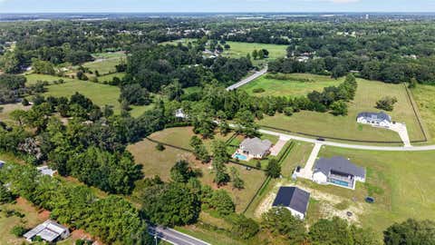 Tiny photo for 11050 SE 37th Avenue Road, Belleview, FL 34420 (MLS # OM729598)