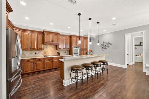 Tiny photo for 11050 SE 37th Avenue Road, Belleview, FL 34420 (MLS # OM729598)