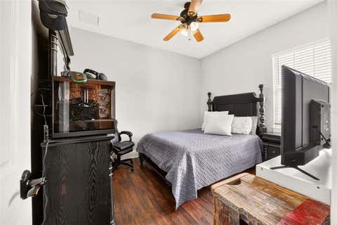 Tiny photo for 11050 SE 37th Avenue Road, Belleview, FL 34420 (MLS # OM729598)