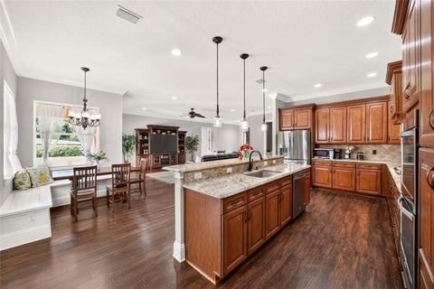 Tiny photo for 11050 SE 37th Avenue Road, Belleview, FL 34420 (MLS # OM729598)
