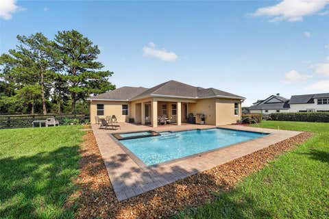 Tiny photo for 11050 SE 37th Avenue Road, Belleview, FL 34420 (MLS # OM729598)