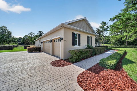 Tiny photo for 11050 SE 37th Avenue Road, Belleview, FL 34420 (MLS # OM729598)