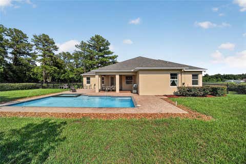 Tiny photo for 11050 SE 37th Avenue Road, Belleview, FL 34420 (MLS # OM729598)