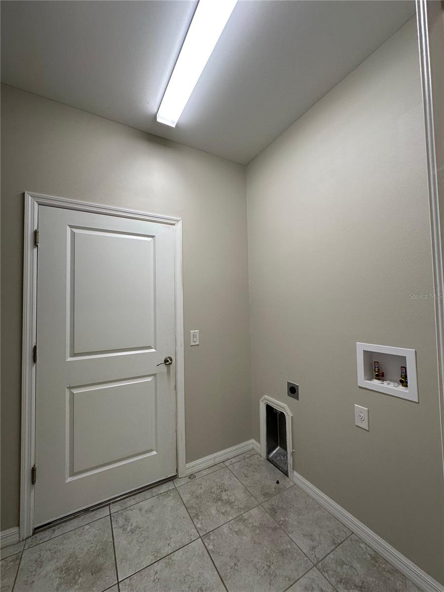 PORT CHARLOTTE SEC 079 - Residential Lease