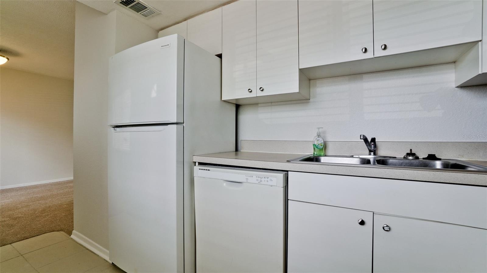 GARDEN WALK PH 2 - Residential