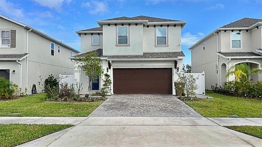 Available NOW! $0 application fee for pre-approved applicants. Enjoy this beautiful and modern two-story home featuring 4 spacious bedrooms, 2.5 bathrooms that features an open-concept living area, ideal for hosting, complemented by a modern kitchen equipped with stainless steel appliances. The primary suite offers a luxurious retreat with dual sinks, a soaking tub, a semi-frameless glass shower, a private toilet room, and an expansive walk-in closet. Further enhancing its appeal are a paved and fenced backyard patio and a two-car garage. This residence is situated in the Pennyroyal community, providing residents with access to resort-style amenities, including a community pool with a cabana and a playground. Its prime location offers convenient access to Florida's Turnpike, various shopping centers, schools, near to the Lake Toho, Neo City, and Downtown Kissimmee, ensuring both comfort and convenience in a highly sought-after neighborhood. INQUIRE NOW!