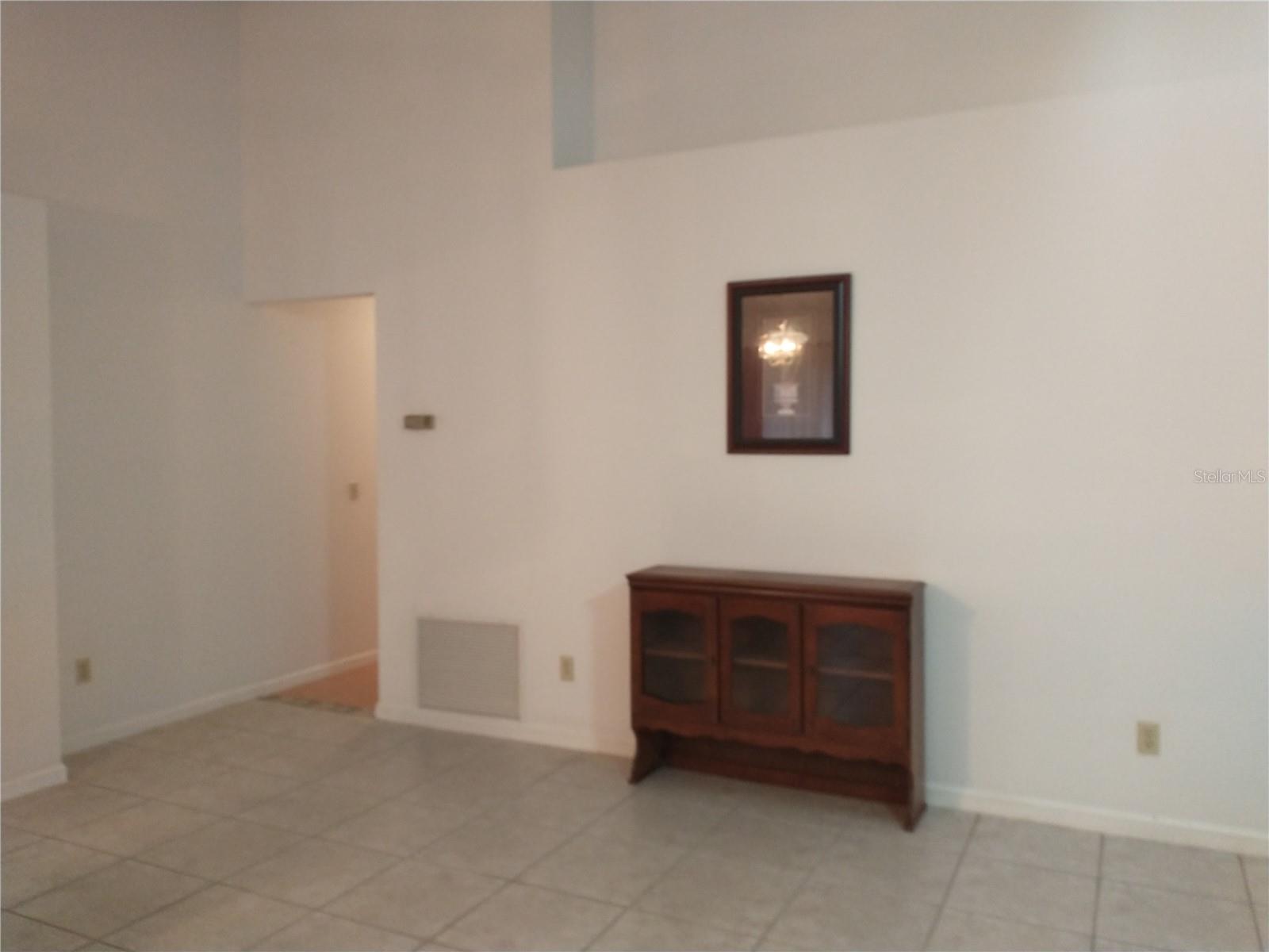 7010 VILLA ESTELLE DRIVE