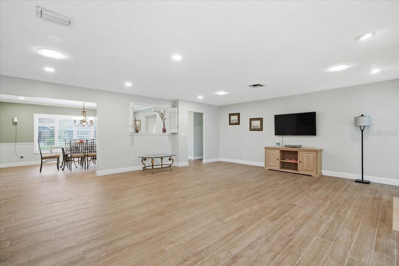 FAIRWAY VILLAGE - Residential