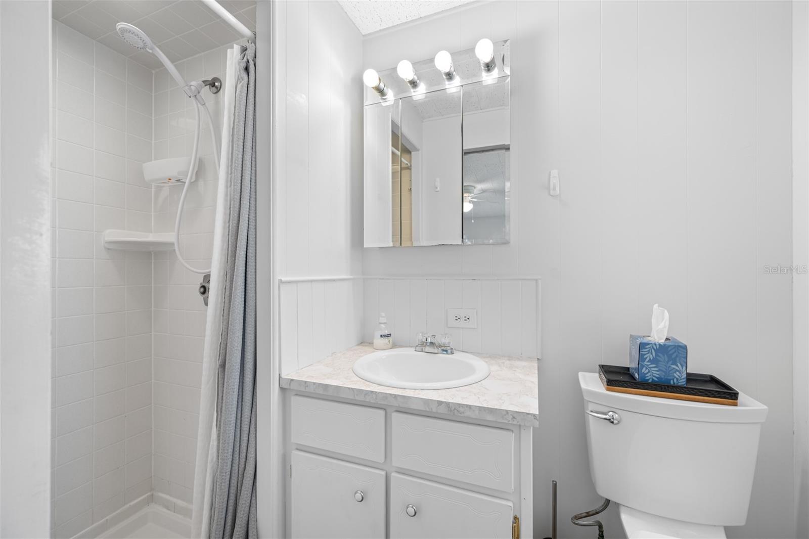 BAY ARISTOCRAT VILLAGE MOBILE HOME PARK UNREC - Residential