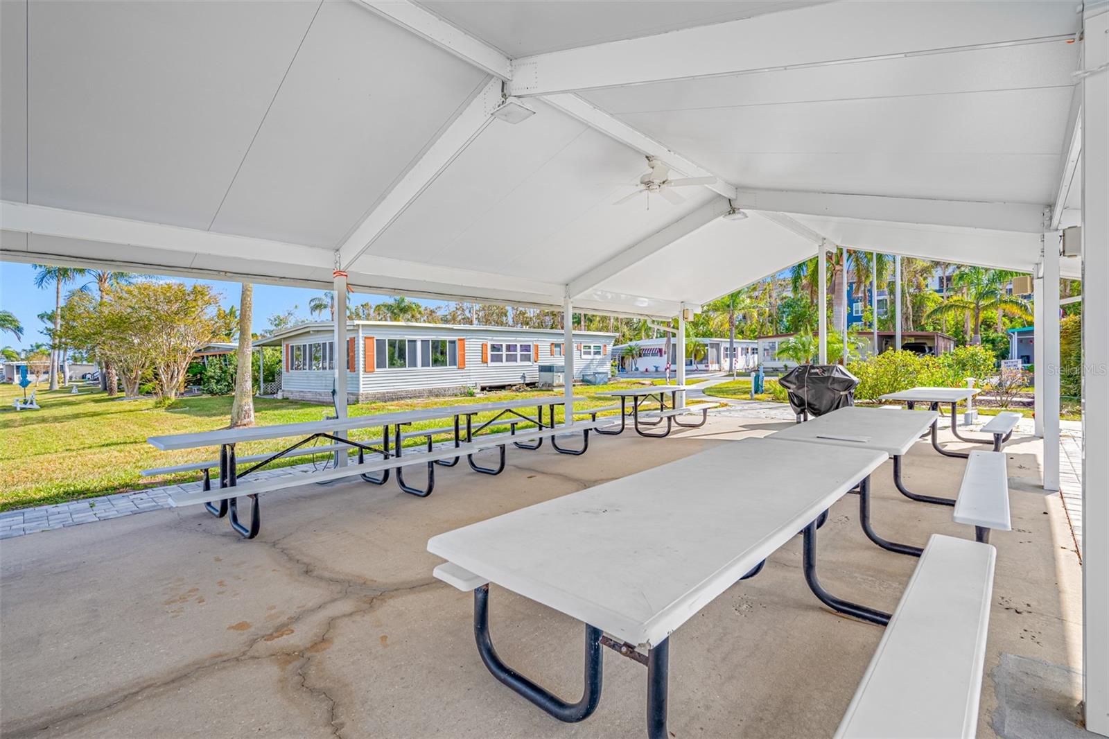 BAY ARISTOCRAT VILLAGE MOBILE HOME PARK UNREC - Residential