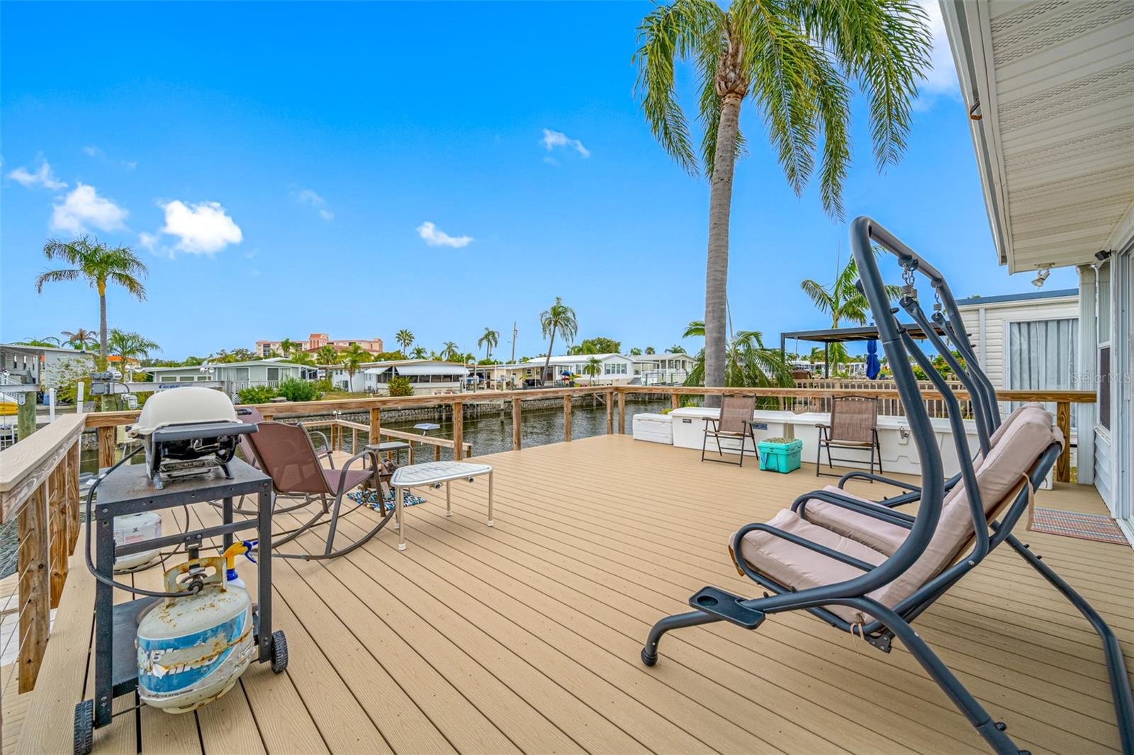 BAY ARISTOCRAT VILLAGE MOBILE HOME PARK UNREC - Residential