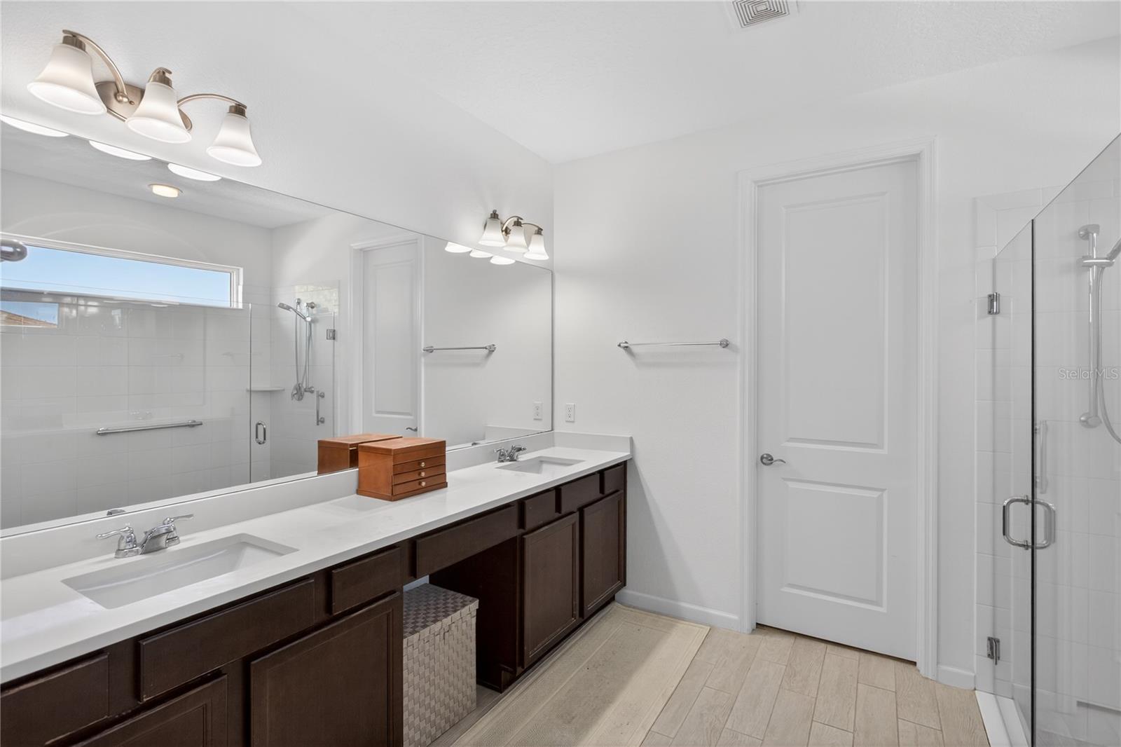 VICTORIA HILLS PH 3 - Residential