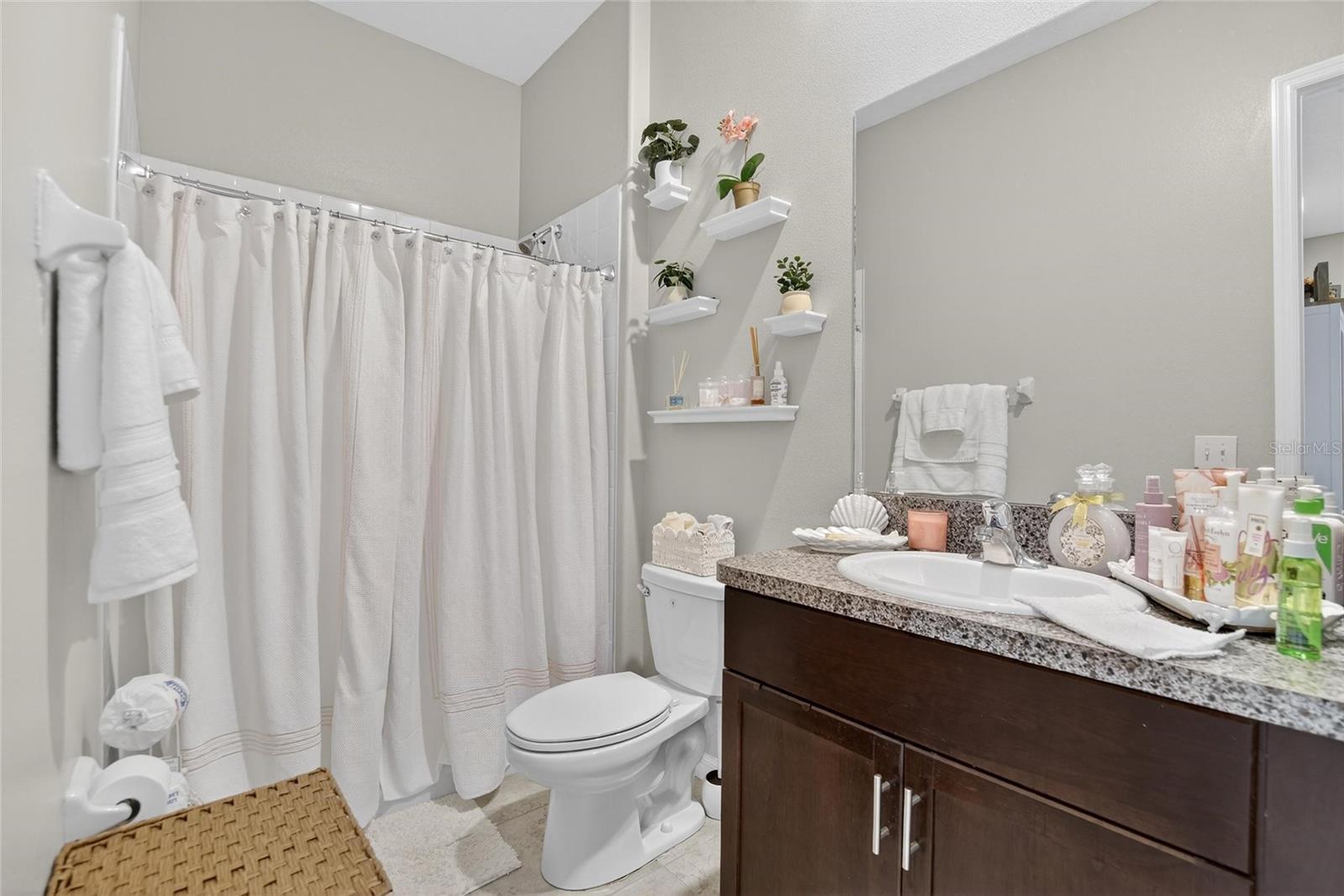 BELMONT SOUTH PH 2F - Residential