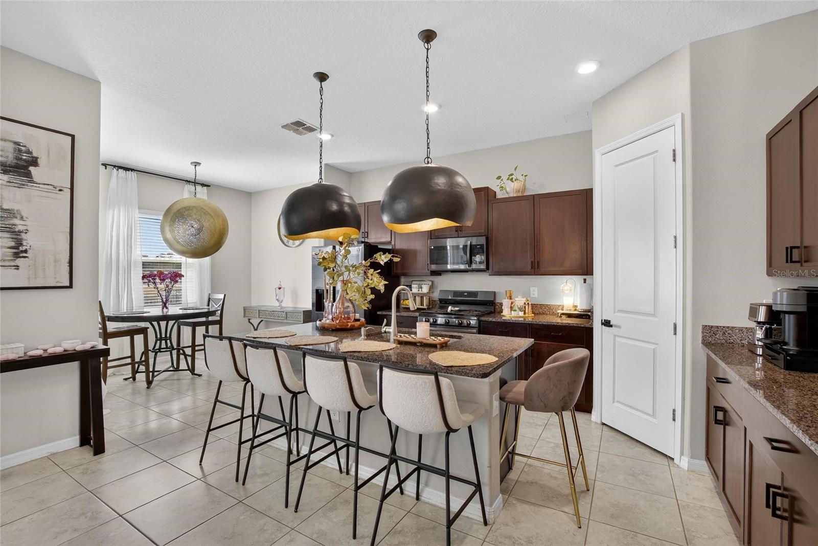 BELMONT SOUTH PH 2F - Residential