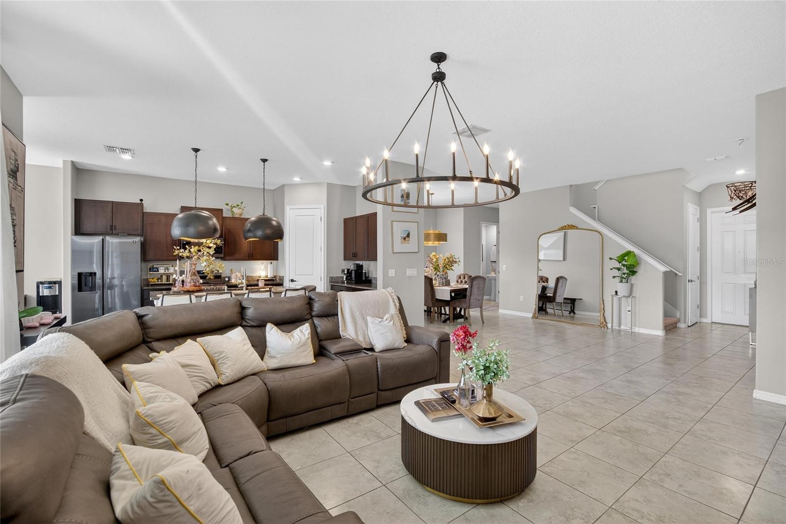 BELMONT SOUTH PH 2F - Residential