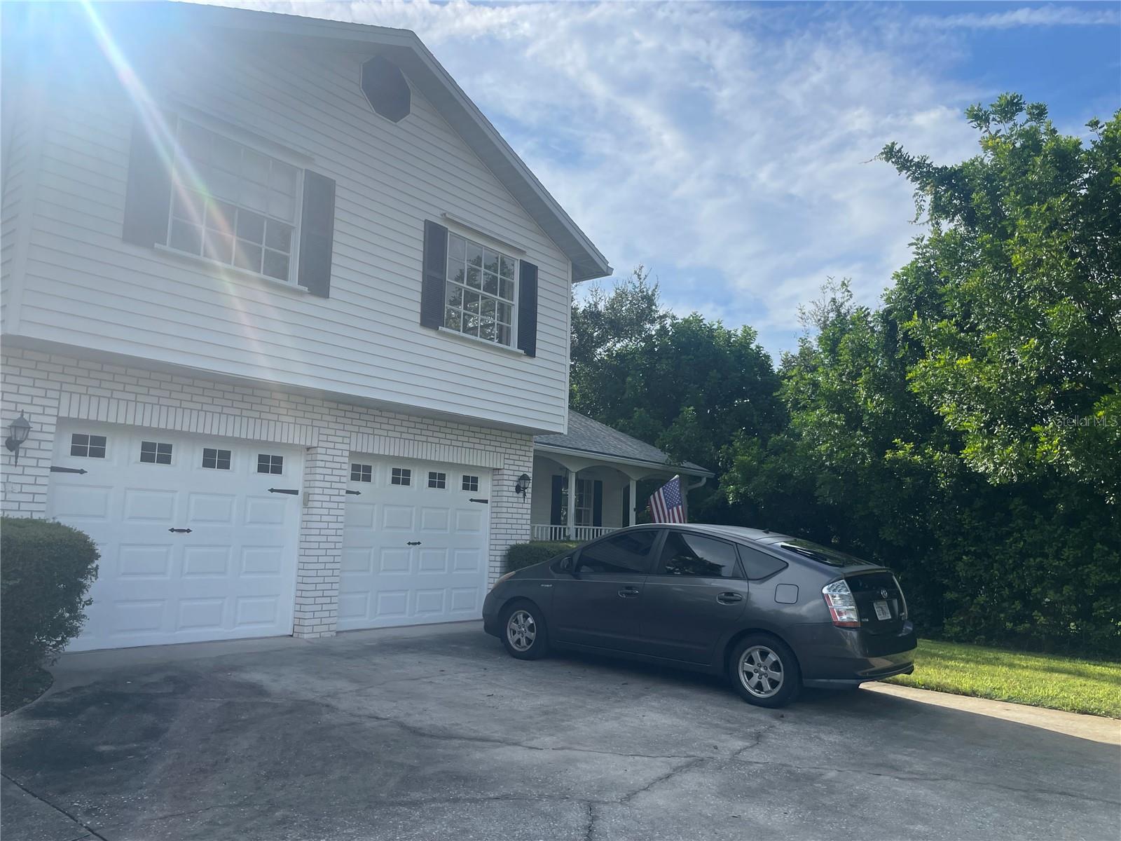 1304 TREETOP DRIVE