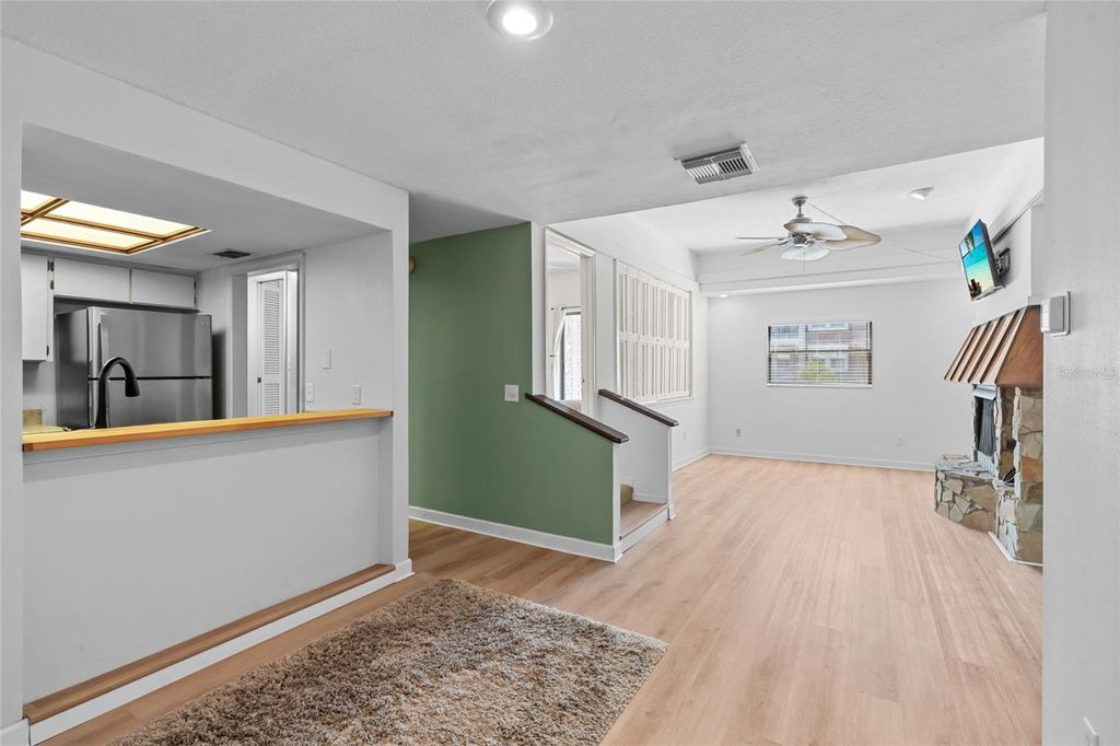 Photo of 4405 W Fair Oaks Avenue #9, Tampa, FL 33611 (MLS # TB8430918)