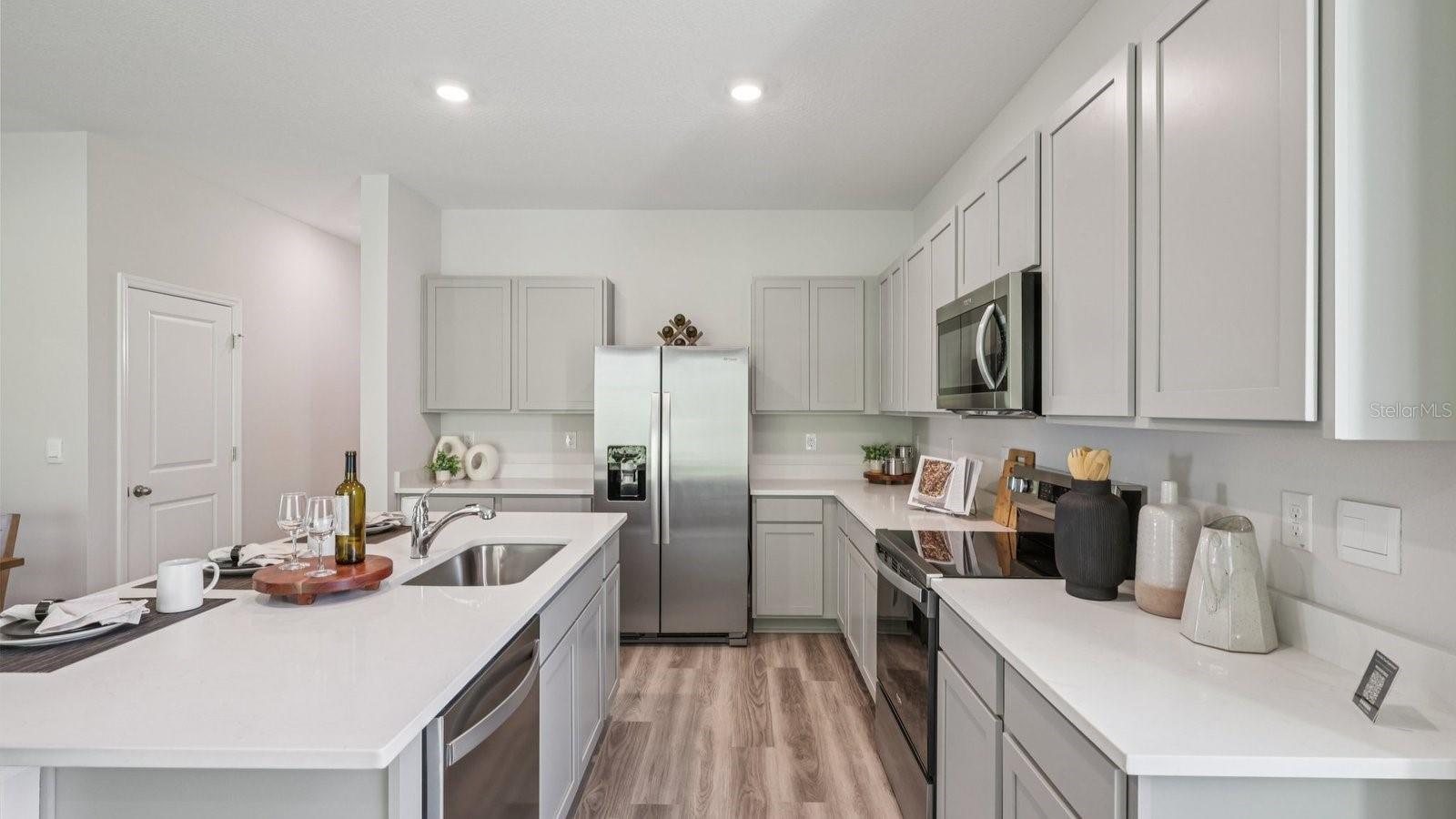 MEADOW RIDGE AT EPPERSON - Residential