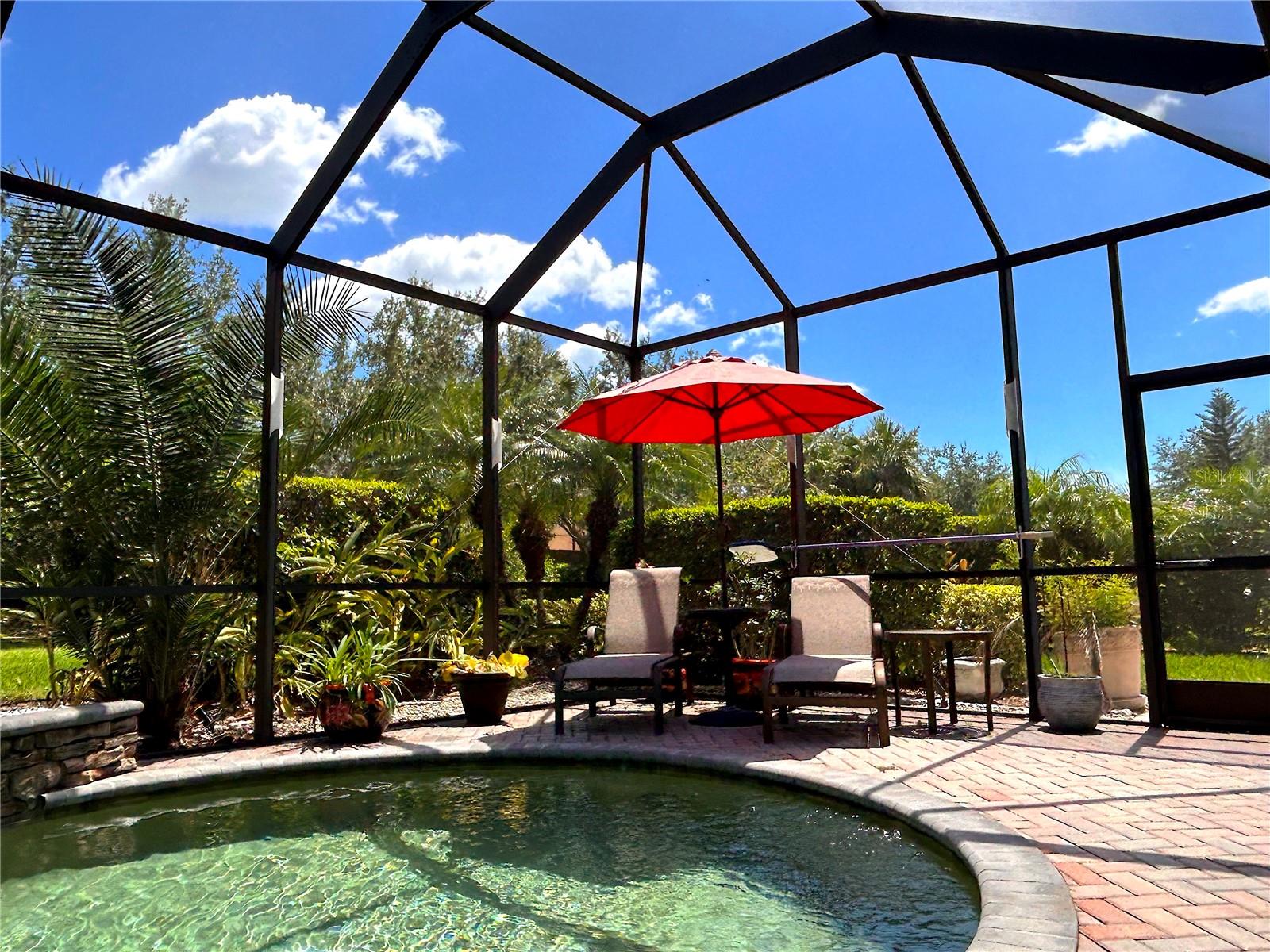 RESIDENCES AT UNIVERSITY GROVES - Residential Lease