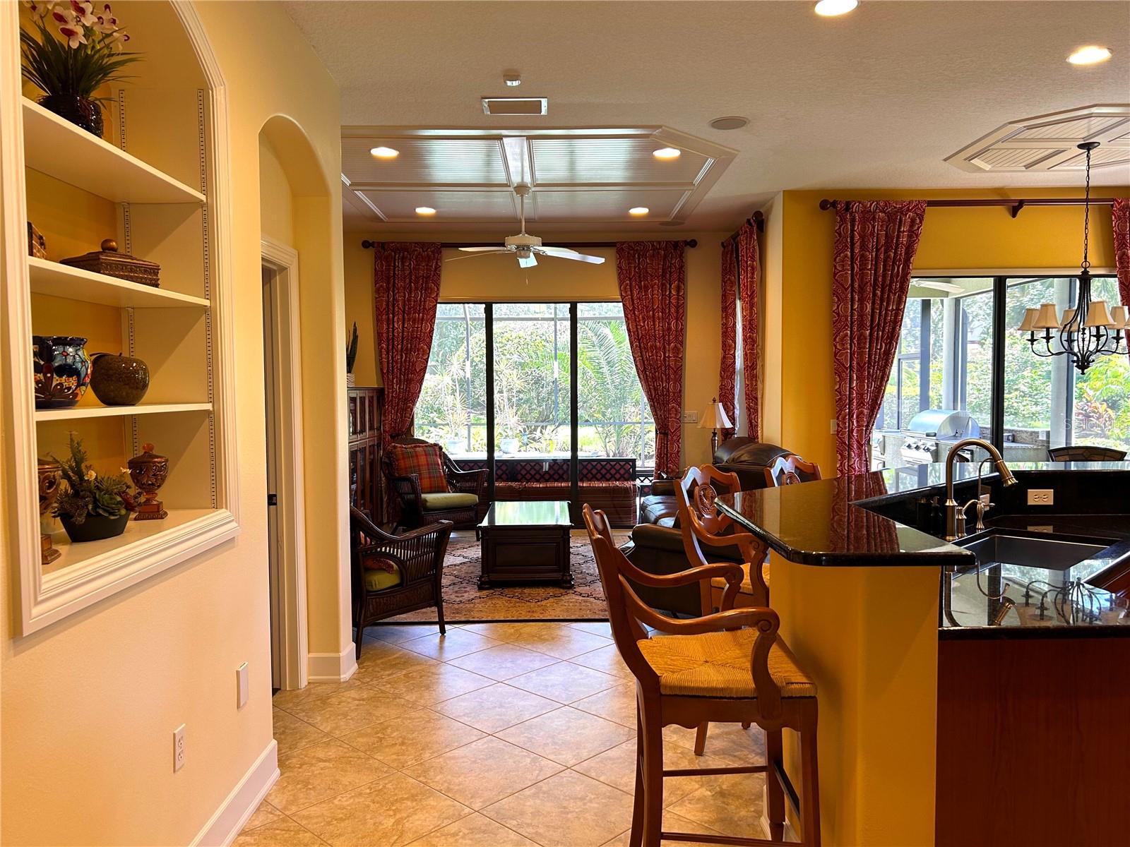 RESIDENCES AT UNIVERSITY GROVES - Residential Lease