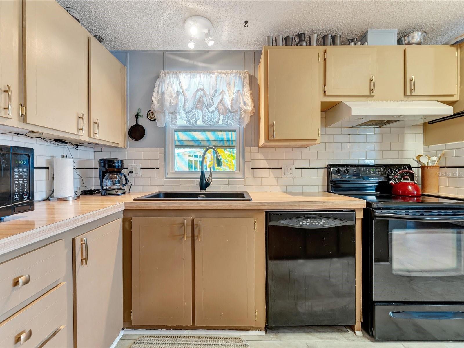 CARIBBEAN ISLES RESIDENTIAL CO - Residential